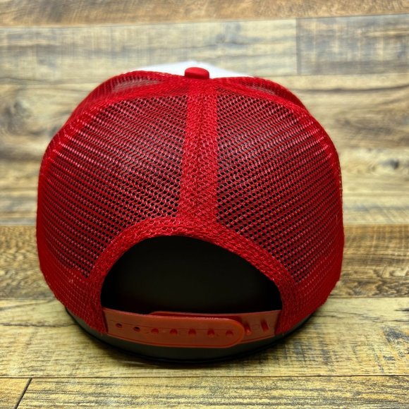 Chuck E. Cheese Mens Trucker Hat Red Snapback The Big Cheese 90s Nostalgia Cap - Picture 5 of 8